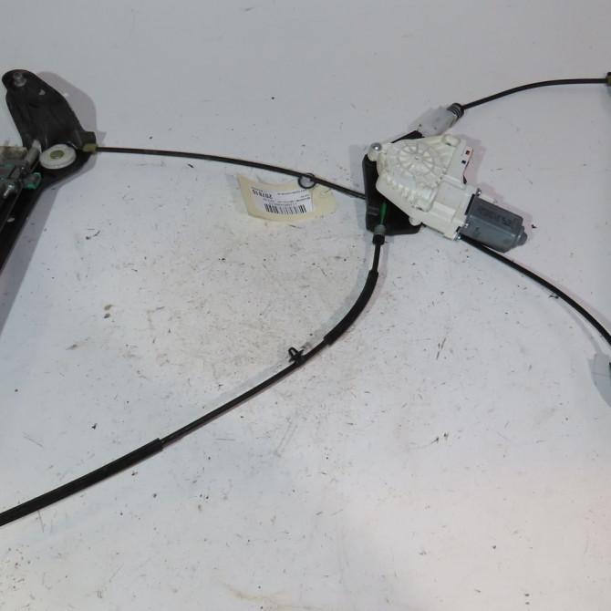 Mecanisme+moteur leve-glace avg occasion  Audi A5 Décapotable (8F7) 2.0 tdi (2009-2012)   8F0837461D  1