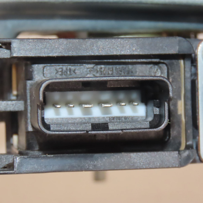 Mecanisme+moteur leve-glace arg occasion  Peugeot 208 I (CA_, CC_) 1.6 hdi (2012) 5 portes   9816402380  4