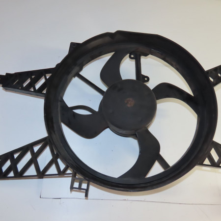 Moteur ventilateur radiateur occasion  Renault CLIO III Grandtour (KR0/1_) 1.5 dci (kr0g) (2007-2012)   8200748438 