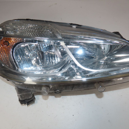 Phare droit occasion  Peugeot 208 I (CA_, CC_) 1.2 vti 82 (2012)   1685351480 