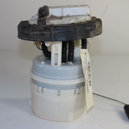 Pompe à carburant immergée occasion  Peugeot 206+ (2L_, 2M_) 1.4 i (2010-2013)   9642124080 