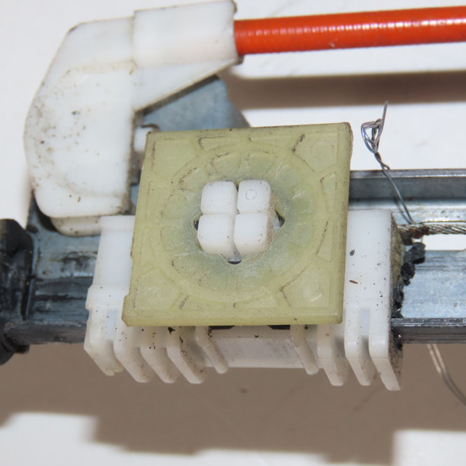 Mecanisme+moteur leve-glace avg occasion  Peugeot 106 II (1A_, 1C_) 1.1 i (1996-2004)   9221H2  2