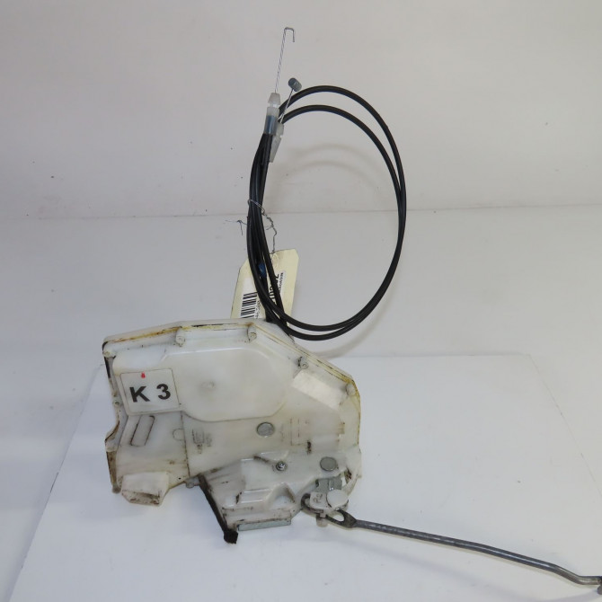 Serrure porte avd occasion  Suzuki SWIFT III (MZ, EZ) 1.3 (rs 413) (2005)   8220162K24  1