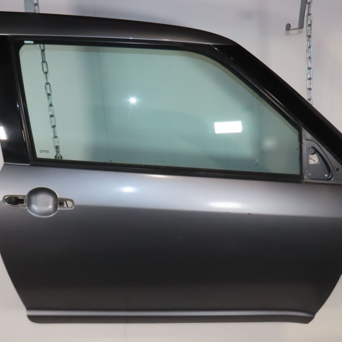 Porte avant droite occasion  Suzuki SWIFT III (MZ, EZ) 1.3 (rs 413) (2005)   6800162K00  1