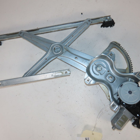 Mecanisme + moteur lève-glace avant droit occasion  Toyota VERSO (_R2_) 2.0 d-4d (aur20_) (2009-2018)   698100F021 