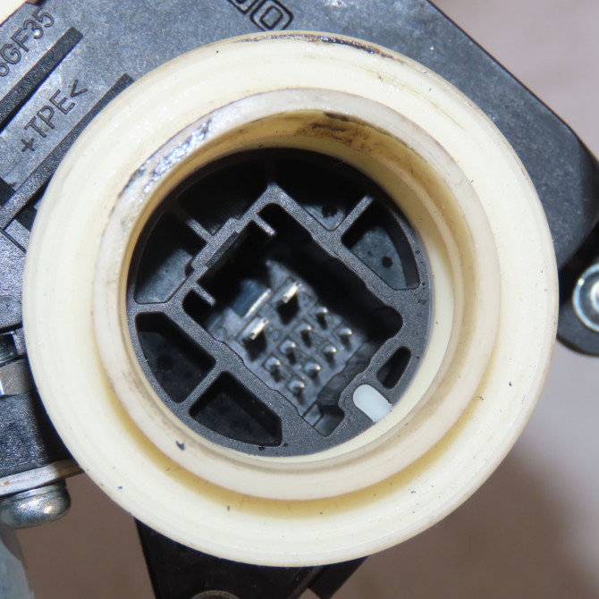 Mecanisme + moteur lève-glace avant droit occasion  Toyota VERSO (_R2_) 2.0 d-4d (aur20_) (2009-2018)   698100F021  3