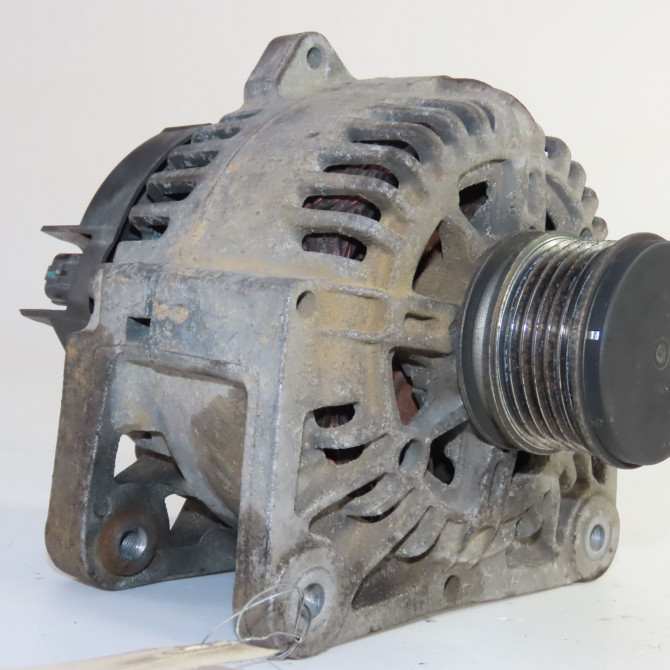 Alternateur occasion  Renault CLIO II (BB_, CB_) 1.5 dci (b/cb3m) (2005-2010) 3 portes   8200667608  4