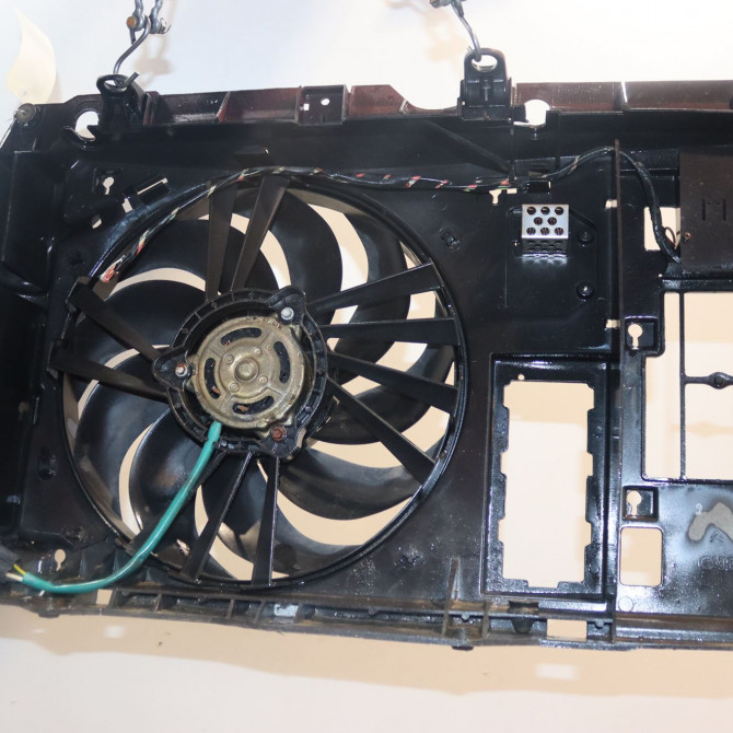 Face avant occasion  Peugeot PARTNER Camionnette/Monospace (5_, G_) 1.9 d (1996-2002) 3 portes   7106C2  2