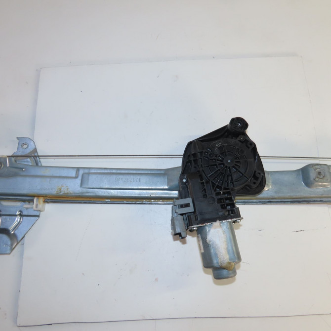 Mecanisme+moteur leve-glace avg occasion  Citroën C4 II (NC_) 1.6 bluehdi 120 (2015)   9802531980  6