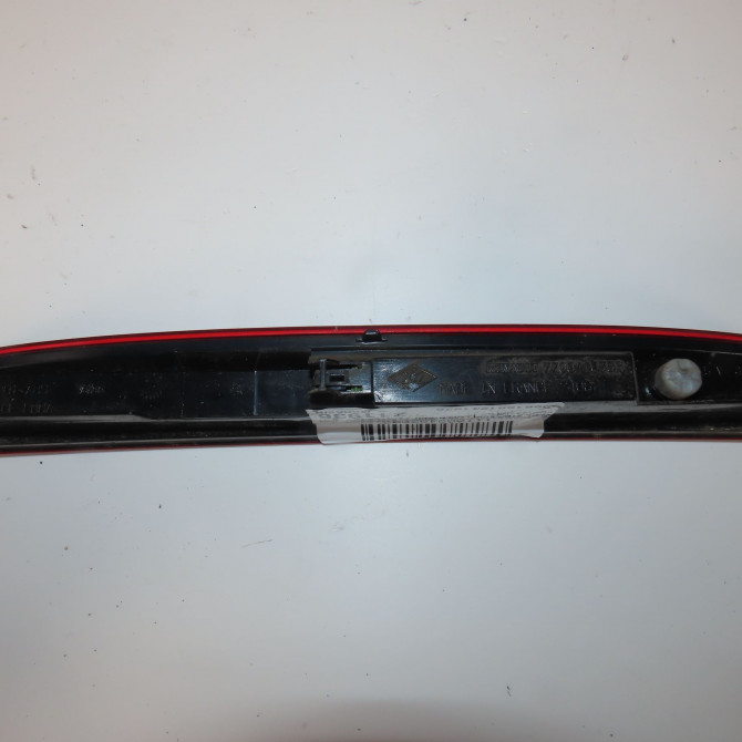 Feux stop supplementaire occasion  Renault CLIO II (BB_, CB_) 1.2 (bb0a, bb0f, bb10, bb1k, bb28, bb2d, bb2h, cb0a,... (1998-2010) 5 portes   7700410753  2