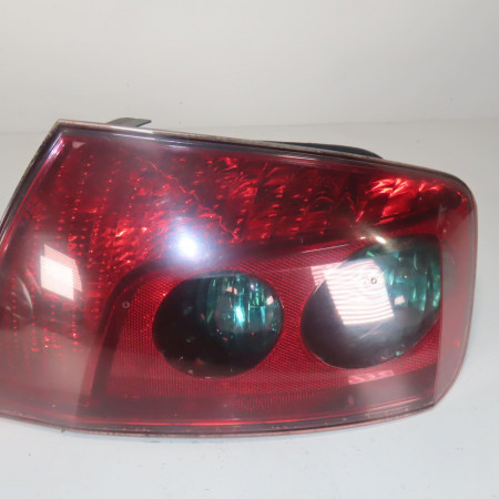 Feu arrière droit occasion  Peugeot 407 (6D_) 1.6 hdi 110 (6d9hzc, 6d9hyc) (2004-2010)   6351GC 