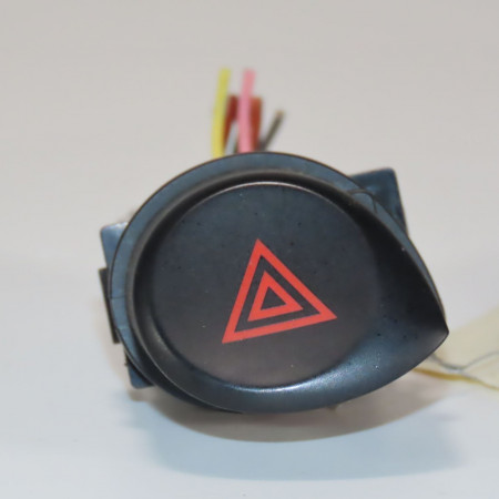 Bouton de warning occasion  Hyundai I20 I (PB, PBT) 1.2 (2008-2012)   933001J2004X 