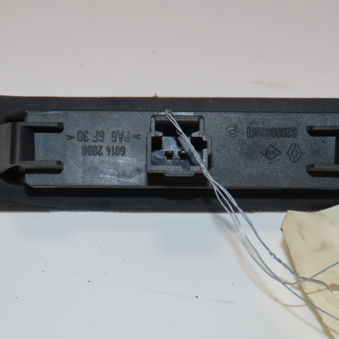 Actionneur serrure hayon occasion  Renault LAGUNA II Grandtour (KG0/1_) 2.0 16v (kg03, kg0z, kg0t, kg1y) (2005-2007)   8200002001  2