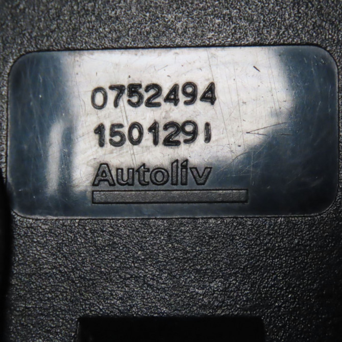 Ancrage ceinture arrière gauche occasion  Dacia DUSTER (HS_) 1.5 dci (2010-2018)   8200752494  5