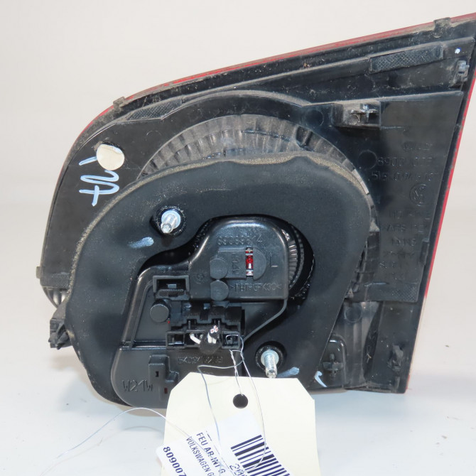 Feu arrière interieur gauche occasion  Volkswagen vw GOLF VI (5K1) 1.4 (2008-2012) 5 portes   5K0945093G  2