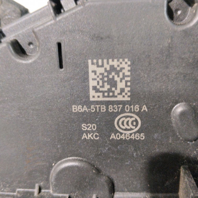 Serrure porte avd occasion  Volkswagen vw POLO VI (AW1, BZ1, AE1) 1.0 tsi (2017)   5TB837016C  2