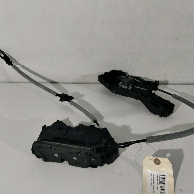 Serrure porte avd occasion  VOLKSWAGEN TOURAN III Phase 1 06-2015->...   5TB837016C  1