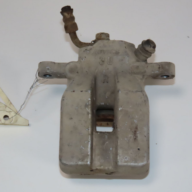 Etrier de frein arrière droit occasion  Toyota RAV 4 IV (_A4_) 2.0 d (wwa42_) (2015-2018)   4783042080  1