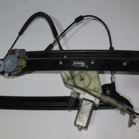 Mecanisme+moteur leve-glace avg occasion  Bmw 1 (E81) 118 d (2006-2011) 3 portes   51337165595 