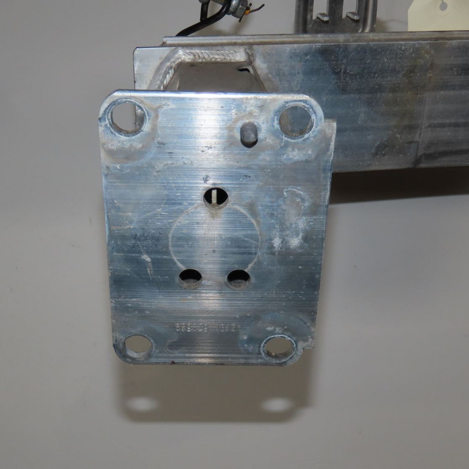 Renfort pare-choc avant occasion  Peugeot 3008 SUV (MC_, MR_, MJ_, M4_) Hybrid4 (m45gbu) (2019)   9824513780  3