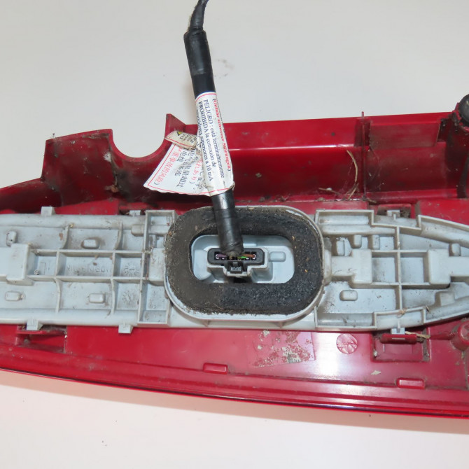 Feu arrière droit occasion  Citroën BERLINGO MULTISPACE (B9) 1.6 hdi 75 16v (2008) 5 portes   6351FH  3