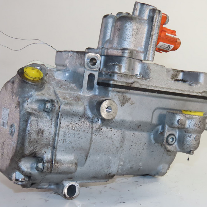 Compresseur air conditionne occasion  Renault ZOE (BFM_) Zoe (2012) 5 portes   926008999R  1