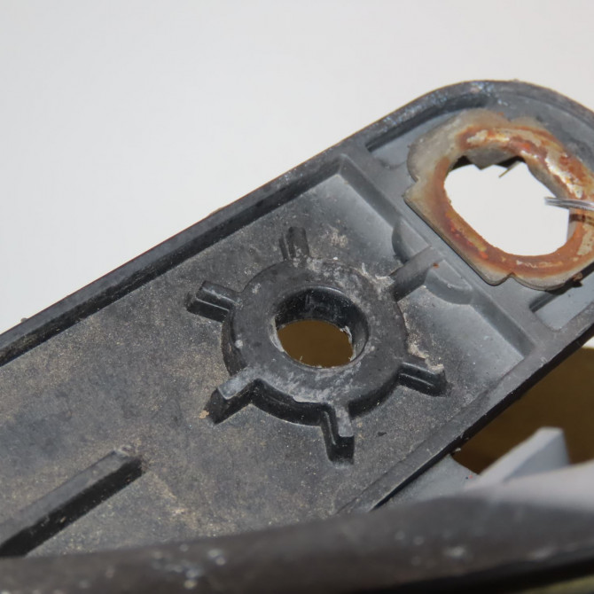 Phare gauche occasion  Renault CLIO III (BR0/1, CR0/1) 1.5 dci (c/br0g, c/br1g) (2005-2012) 5 portes   260607570R  4