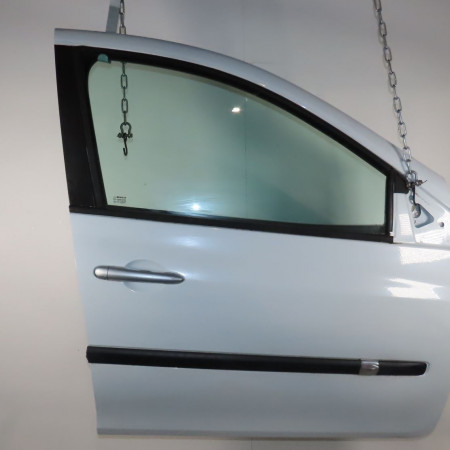 Porte avant droite occasion  Renault CLIO III (BR0/1, CR0/1) 1.2 16v (br02, br0j, br11, cr02, cr0j, cr11) (2005-2014) 5 portes   7751479113 