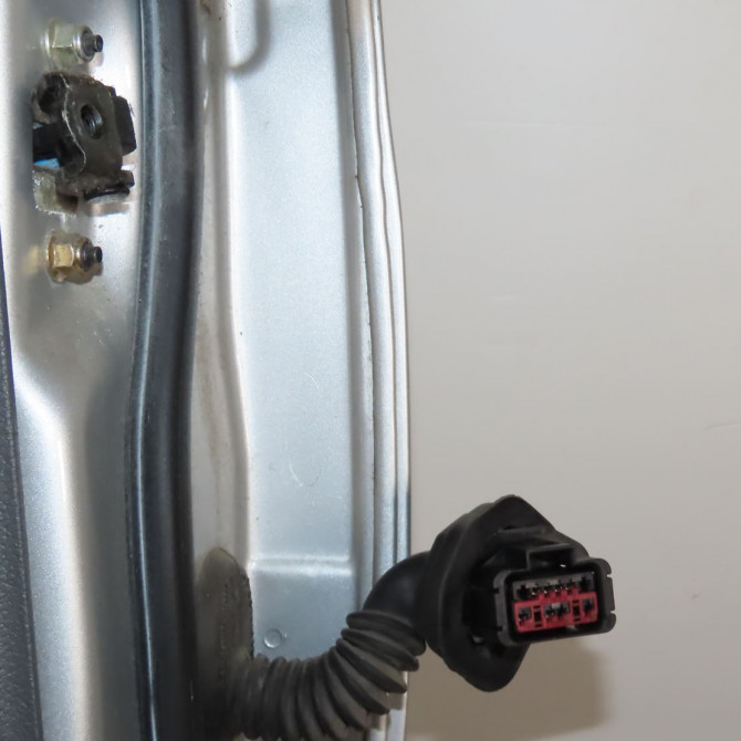 Porte arrière gauche occasion  Ford FIESTA V (JH_, JD_) 1.4 16v (2001-2008) 5 portes   1692526  7