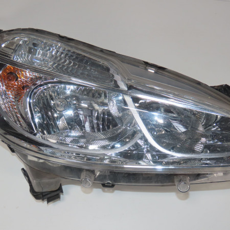 Phare droit occasion  Peugeot 208 I (CA_, CC_) 1.6 hdi / bluehdi 75 (2013) 5 portes   9802221280 