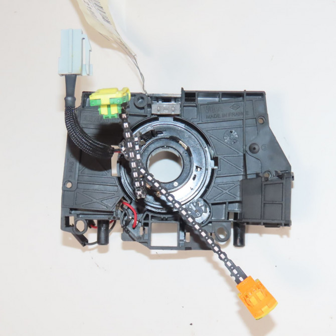  occasion  Renault CLIO II (BB_, CB_) 1.2 16v (bb05, bb0w, bb11, bb27, bb2t, bb2u, bb2v, cb05,... (2001-2016) 3 portes   7701051757  1