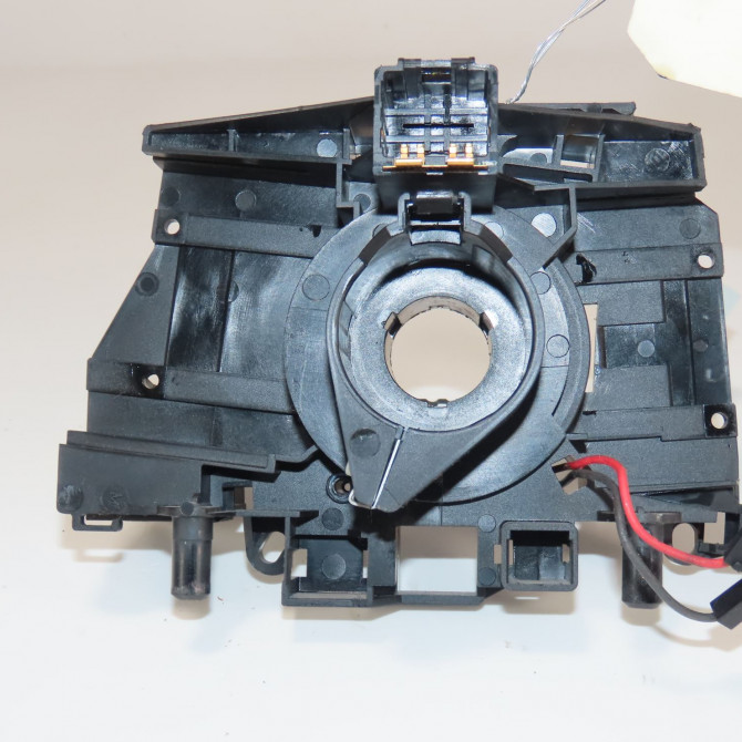  occasion  Renault CLIO II (BB_, CB_) 1.2 16v (bb05, bb0w, bb11, bb27, bb2t, bb2u, bb2v, cb05,... (2001-2016) 3 portes   7701051757  3