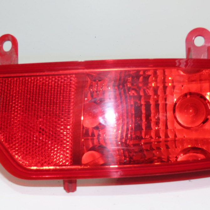 Feu brouillard arrière gauche occasion  Peugeot 3008 Monospace (0U_) 2.0 hdi 150 / bluehdi 150 (2009-2016) 5 portes   6350HG  1