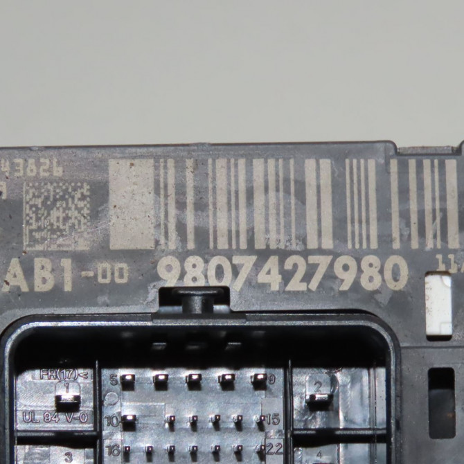 Boite a fusibles occasion  Citroën C4 II (NC_) 1.6 hdi 115 (2012)   9807427980  2