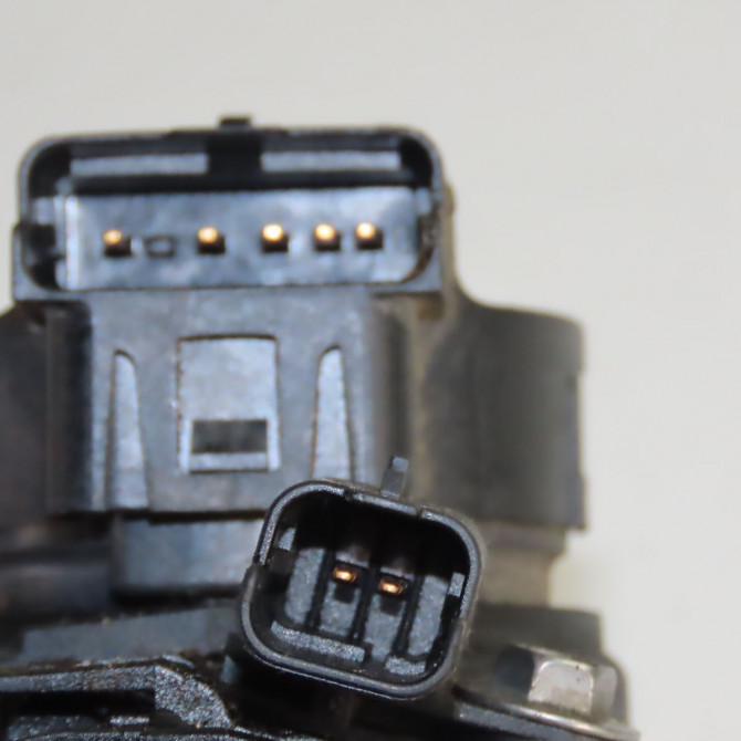 Boitier papillon occasion  Peugeot 308 I (4A_, 4C_) 1.6 hdi (2007-2014) 5 portes   345E4  6