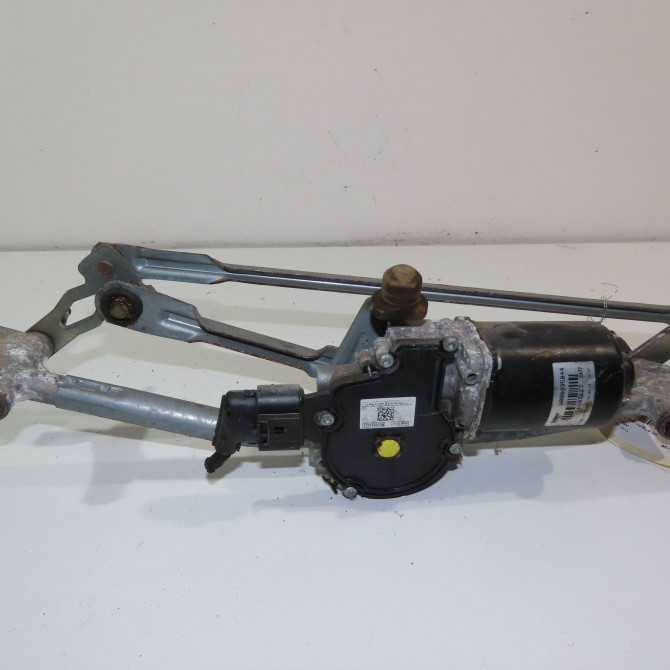Moteur essuie-glace avant occasion  Fiat 500L (351_, 352_) 1.4 (199lyb1b) (2012)   52064589  3