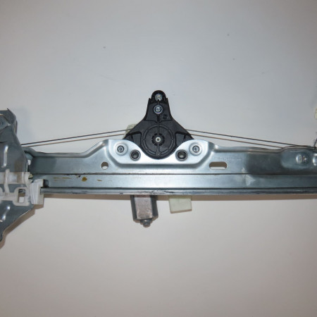 Mecanisme + moteur lève-glace avant droit occasion  Renault KADJAR (HA_, HL_) 1.5 blue dci 115 (2018)   807205433R 