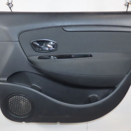 Garniture porte avd occasion  Renault SCÉNIC III (JZ0/1_) 1.5 dci (2009) 5 portes   809000454R 