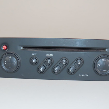 Autoradio occasion  Renault MEGANE II (BM0/1_, CM0/1_) 1.4 16v (bm0b, cm0b) (2002-2008)   8200256141 