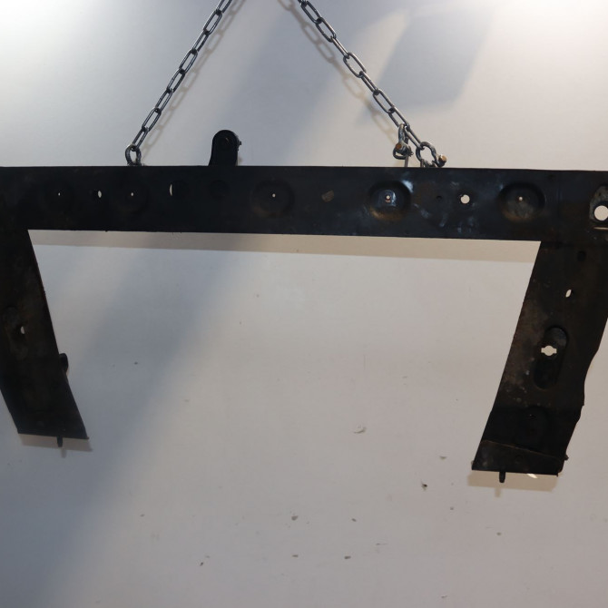 Berceau moteur avant occasion  Renault CLIO III (BR0/1, CR0/1) 1.5 dci (c/br0g, c/br1g) (2005-2012) 5 portes   622106535R  4