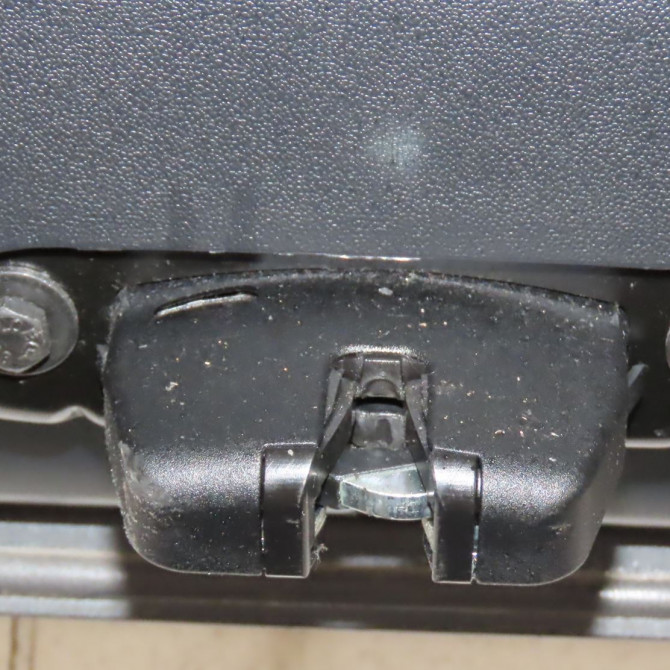 Hayon occasion  Peugeot 208 I (CA_, CC_) 1.6 bluehdi 100 (2015) 5 portes   9811036380  5