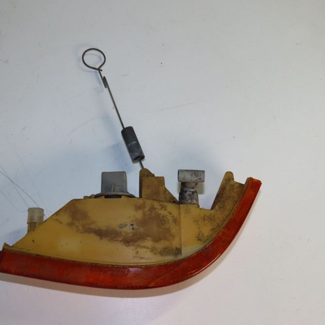 Clignotant droit occasion  Renault SUPER 5 (B/C40_) 1.2 (b/c40f) (1987-1990)   7701349976  3