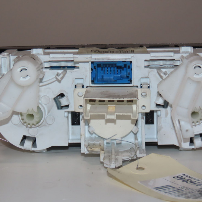 Commande de chauffage occasion  Opel CORSA D (S07) 1.3 cdti (l08, l68) (2006-2014) 5 portes   13330680  3