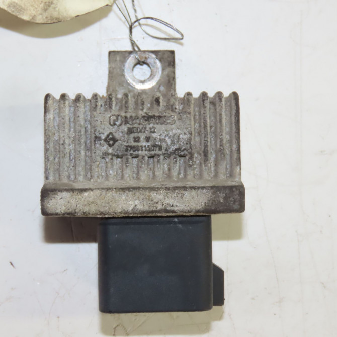 Boitier de préchauffage occasion  Renault LAGUNA II (BG0/1_) 2.2 dci (bg0f) (2001-2006)   7700115078  1