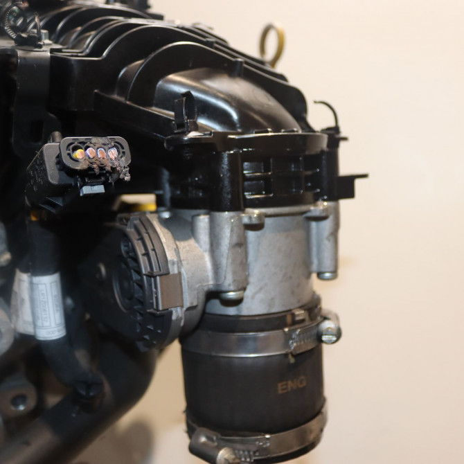 Moteur diesel occasion  Jaguar XE (X760) 2.0 d awd (2015)   G4D36006EA  6