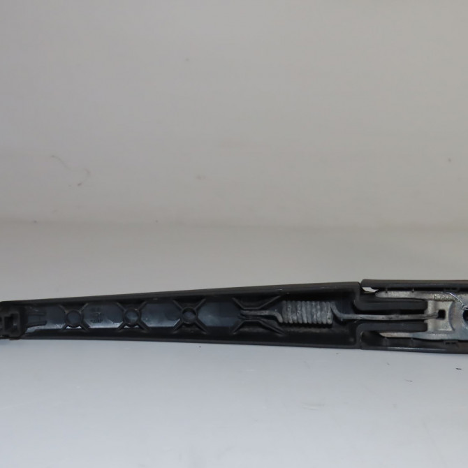 Bras essuie-glace arrière occasion  Peugeot 308 SW II (LC_, LJ_, LR_, LX_, L4_) 2.0 bluehdi 150 (2014-2021)   1609428380  2