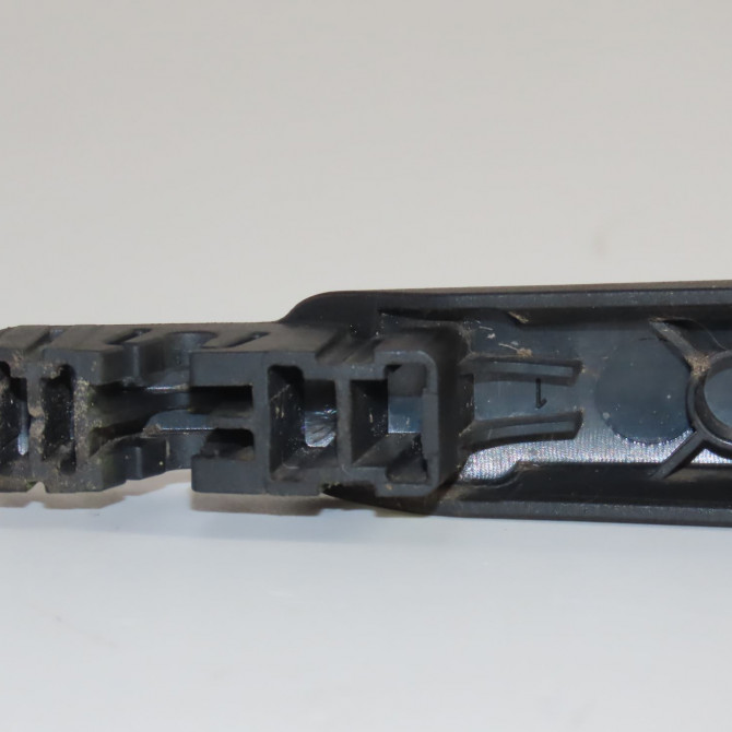 Bras essuie-glace arrière occasion  Peugeot 308 SW II (LC_, LJ_, LR_, LX_, L4_) 2.0 bluehdi 150 (2014-2021)   1609428380  3