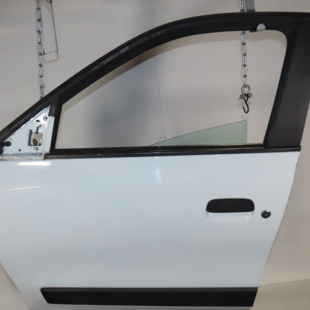 Porte avant gauche occasion  Renault TWINGO III (BCM_, BCA_) 1.0 sce 70 (2014) 5 portes   801011879R 