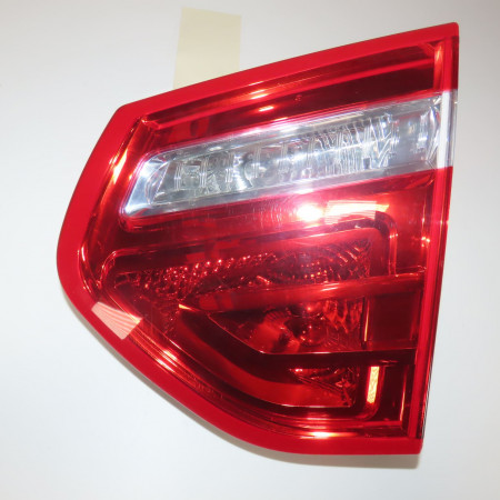 Feu arrière intérieur droit occasion  Citroën C4 PICASSO I Monospace (UD_) 2.0 hdi 138 (2006-2013) 5 portes   6351CC 