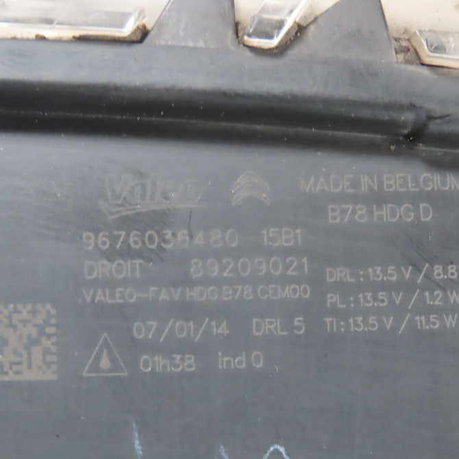 Feu position droit occasion  Citroën C4 PICASSO II 1.6 hdi / bluehdi 115 (2013) 5 portes   9676036480  2